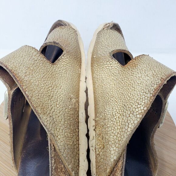Birkenstock Arizona 38 Womens 7 Sandals Gold Pebble Leather Reptile Buckle Slide - Picture 11 of 12